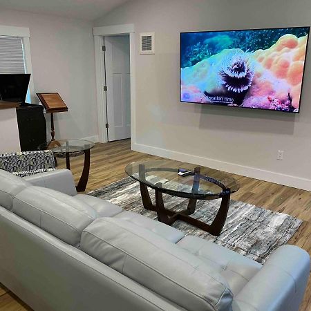 Villa Modern 2Br 2Ba With King Bed-Fast Wi-Fi 75 Inch Oled Tv Wilmington Exterior foto